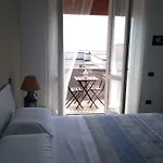 Oda ve Kahvaltı Acquasalata 4*