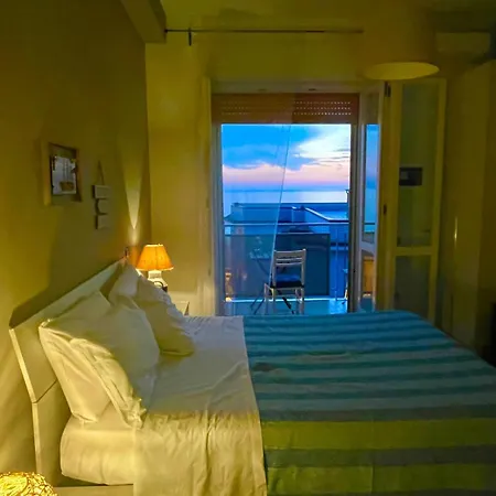 Oda ve Kahvaltı Acquasalata 4*